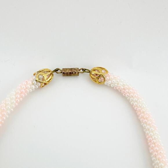 Vintage Pink White Beaded Rope Necklace Gold‎ Tone Filigree Clasp Handmade - Picture 8 of 11